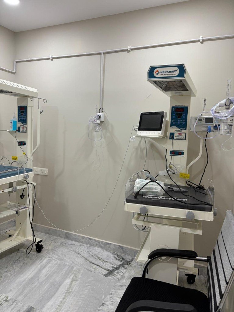 NICU care station